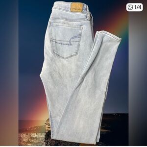 Light Wash Denim Jeans